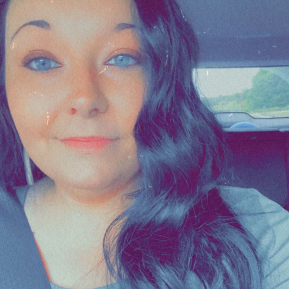 Meet your Posher, Hailey